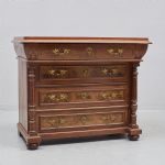 1312 8378 CHEST OF DRAWERS